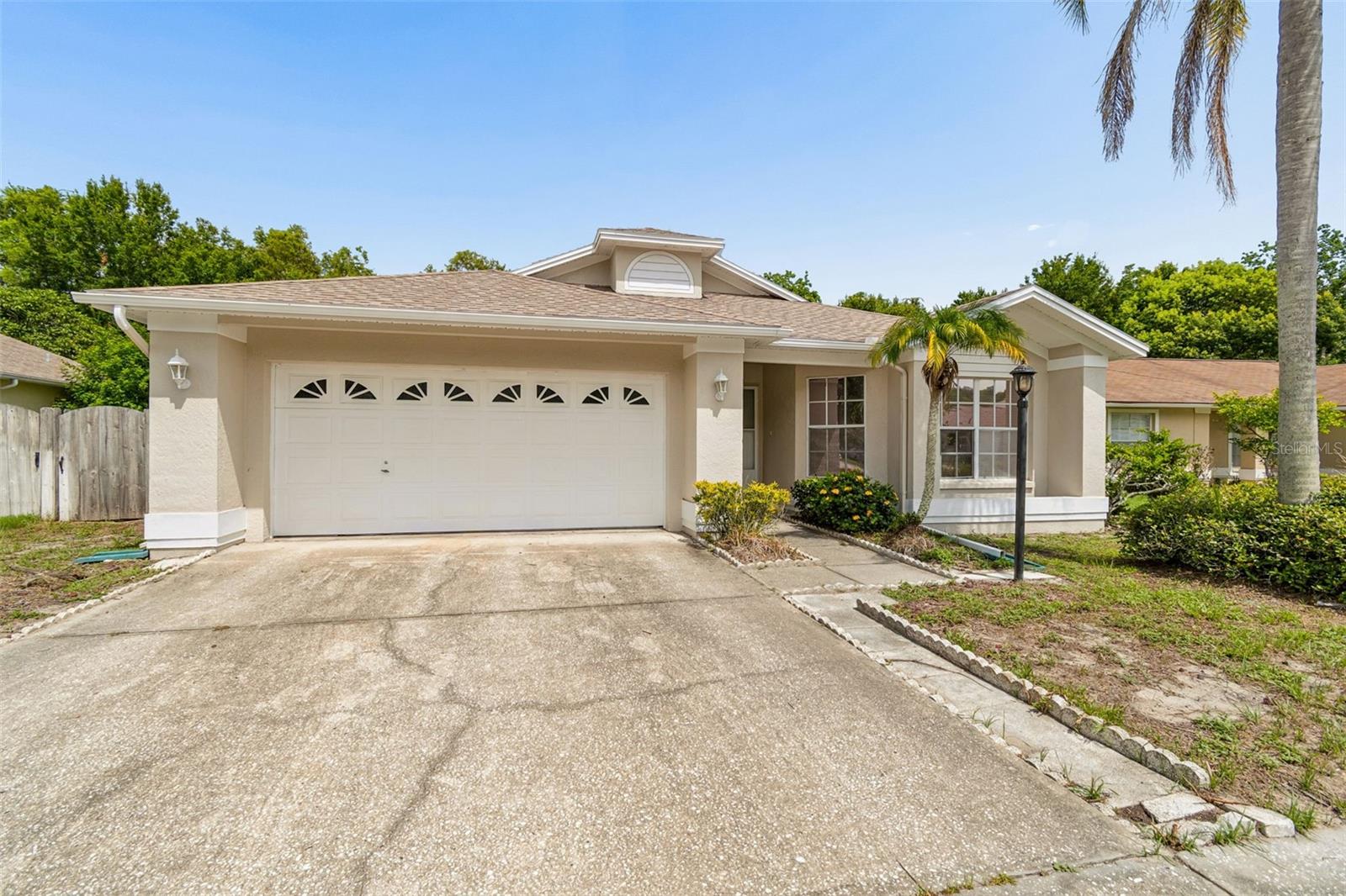 Single Family Residence in NEW PORT RICHEY, FL - Daniel Dourado