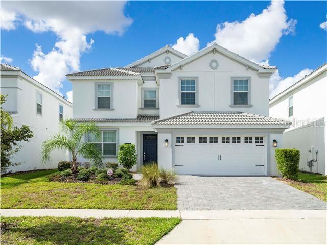 Single Family Residence in DAVENPORT, FL - Daniel Dourado