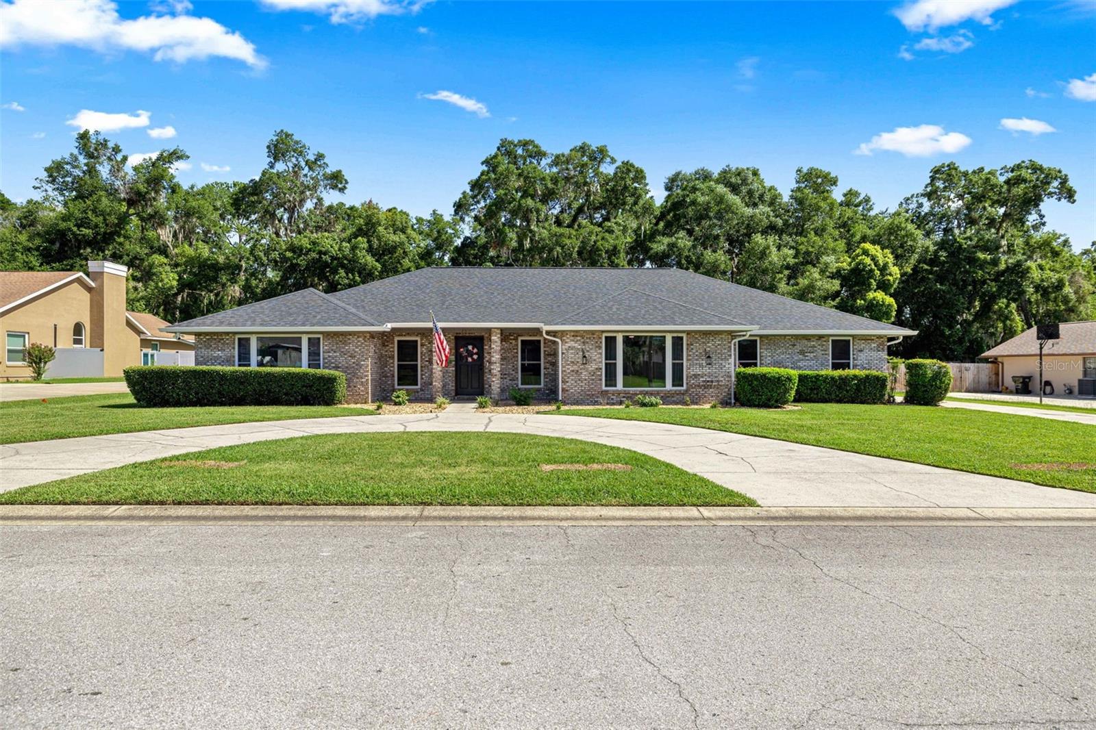 Single Family Residence in OCALA, FL - Daniel Dourado