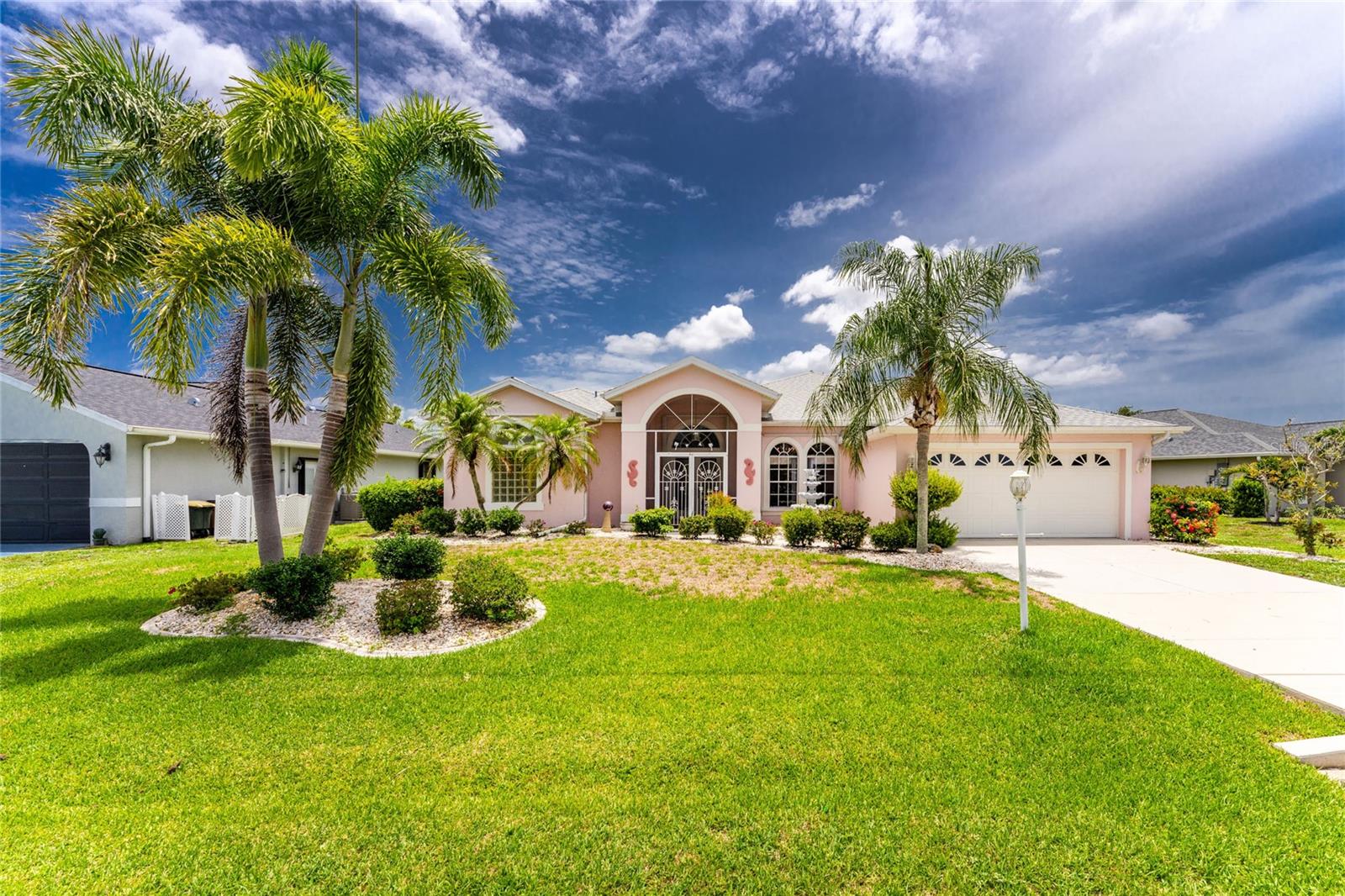 Single Family Residence em PUNTA GORDA, FL - Daniel Dourado