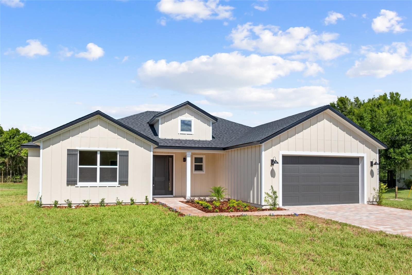 Single Family Residence em ST CLOUD, FL - Daniel Dourado