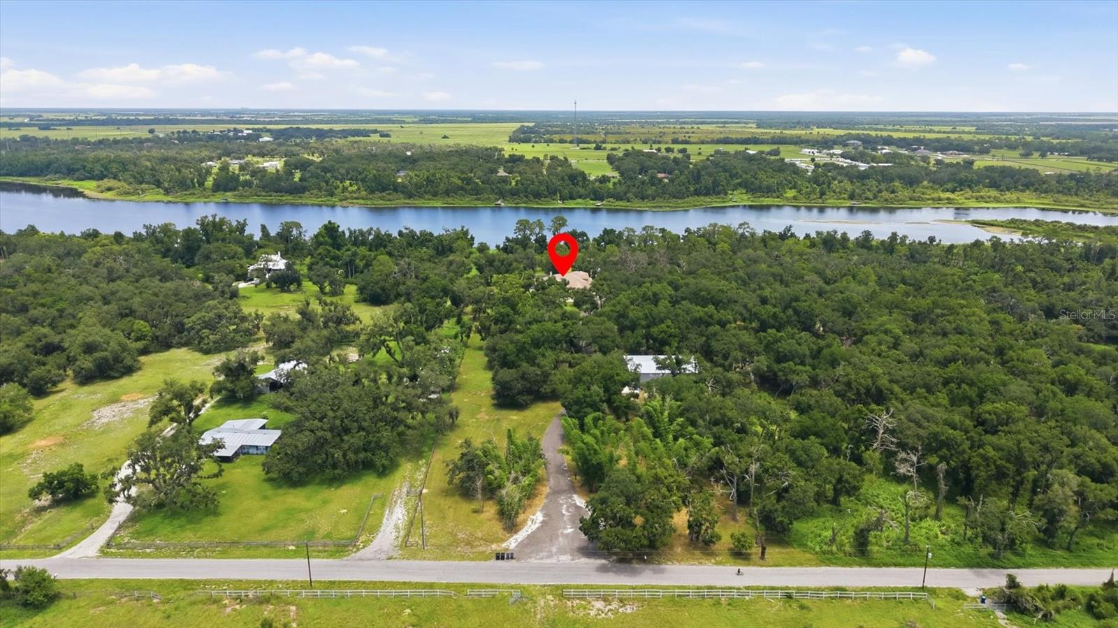 Single Family Residence in MYAKKA CITY, FL - Daniel Dourado
