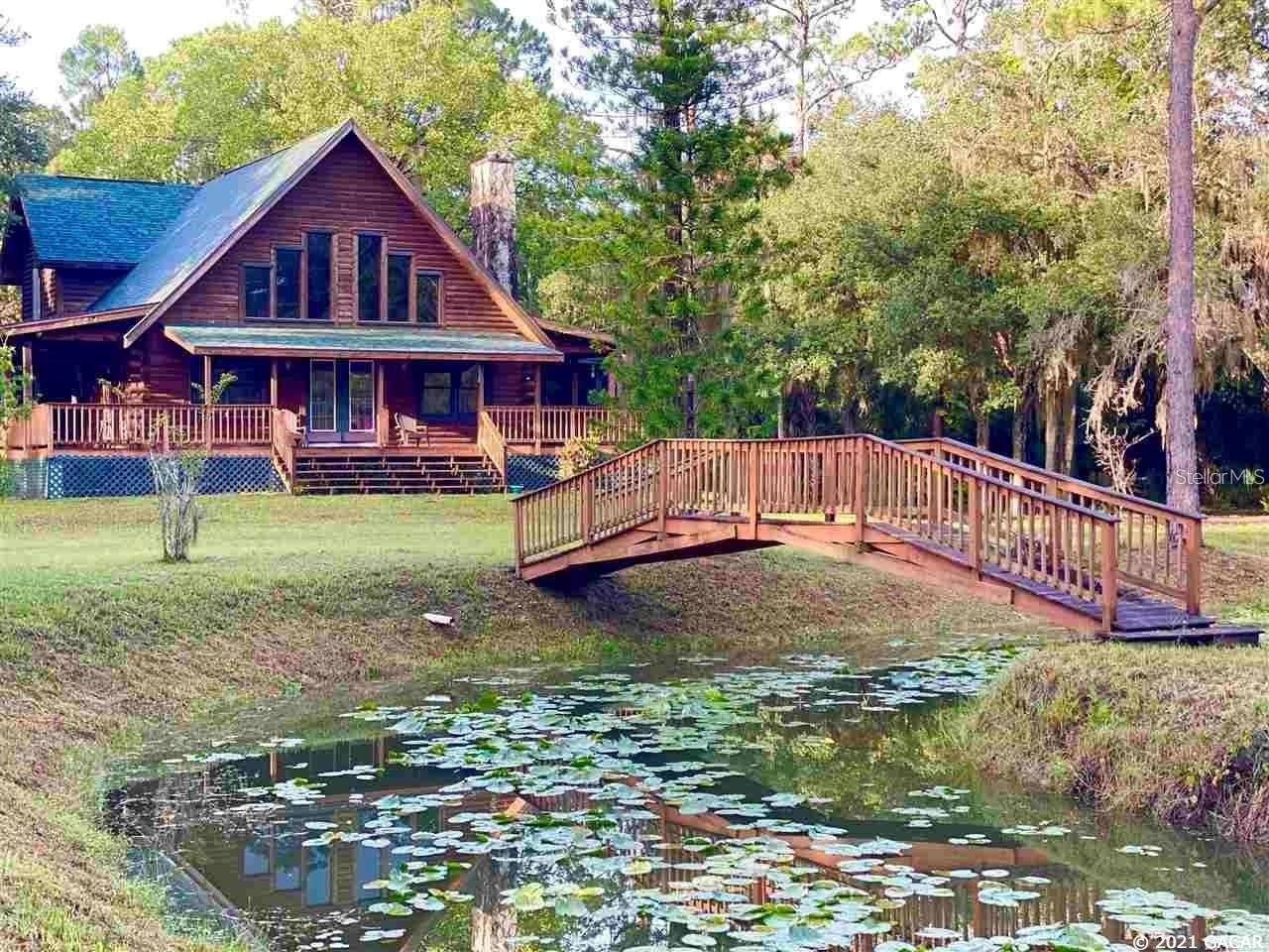 Single Family Residence em MIMS, FL - Daniel Dourado