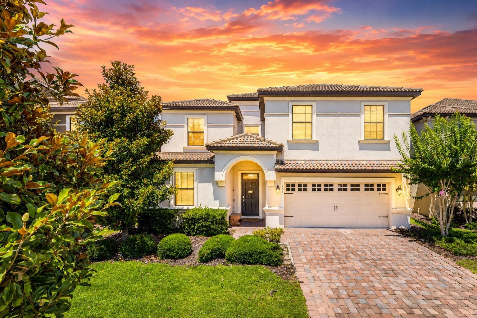 Single Family Residence in DAVENPORT, FL - Daniel Dourado