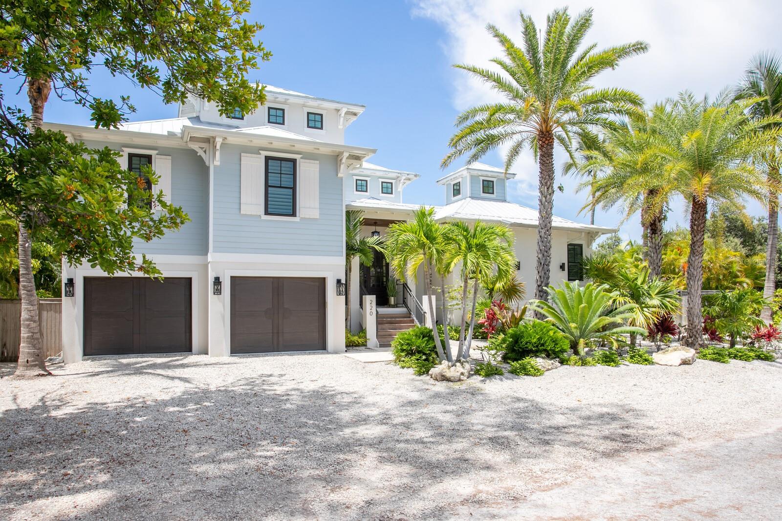Single Family Residence em HOLMES BEACH, FL - Daniel Dourado