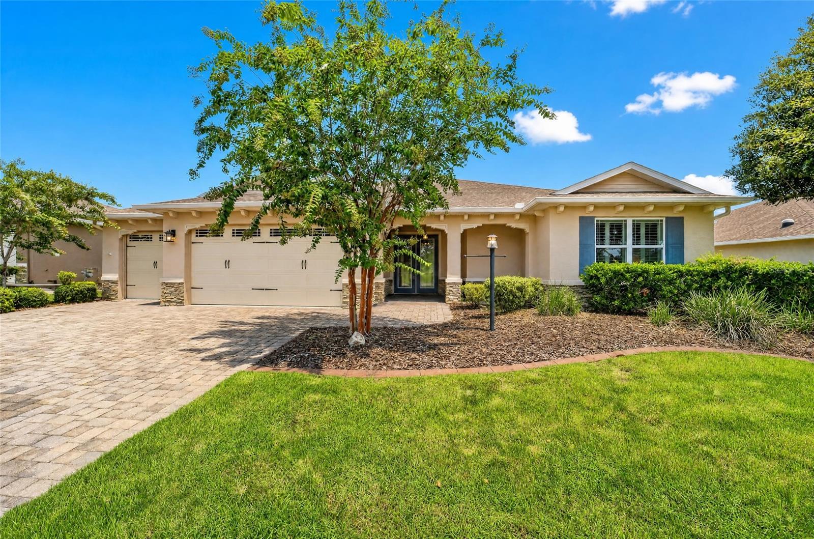 Single Family Residence in OCALA, FL - Daniel Dourado