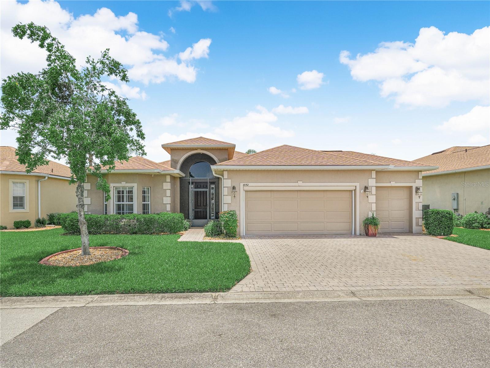 Single Family Residence em WINTER HAVEN, FL - Daniel Dourado