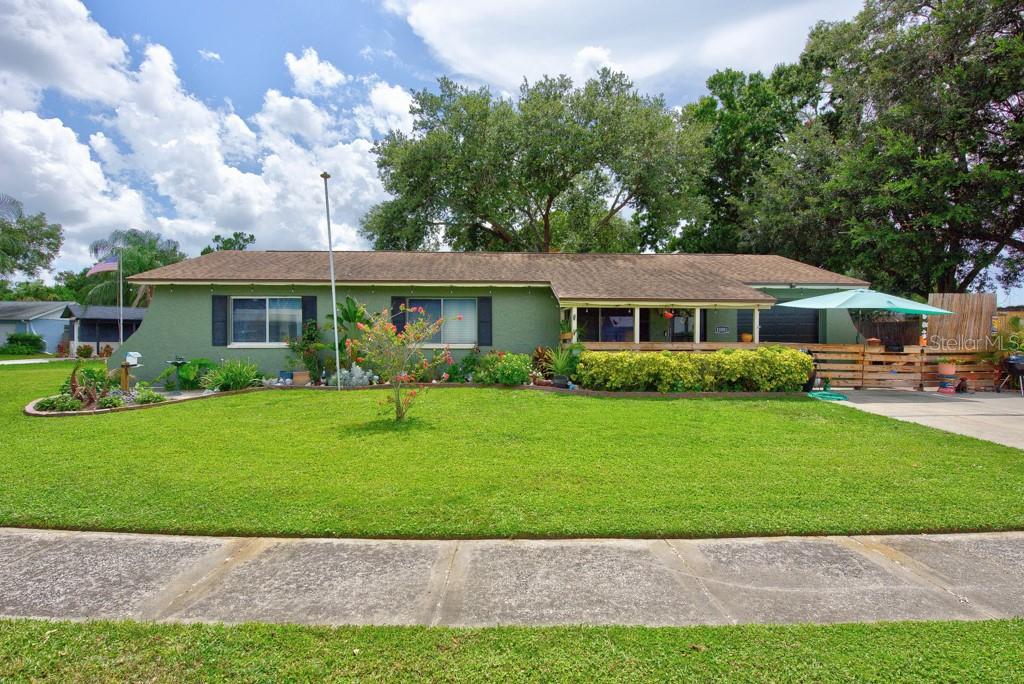 Single Family Residence em PINELLAS PARK, FL - Daniel Dourado