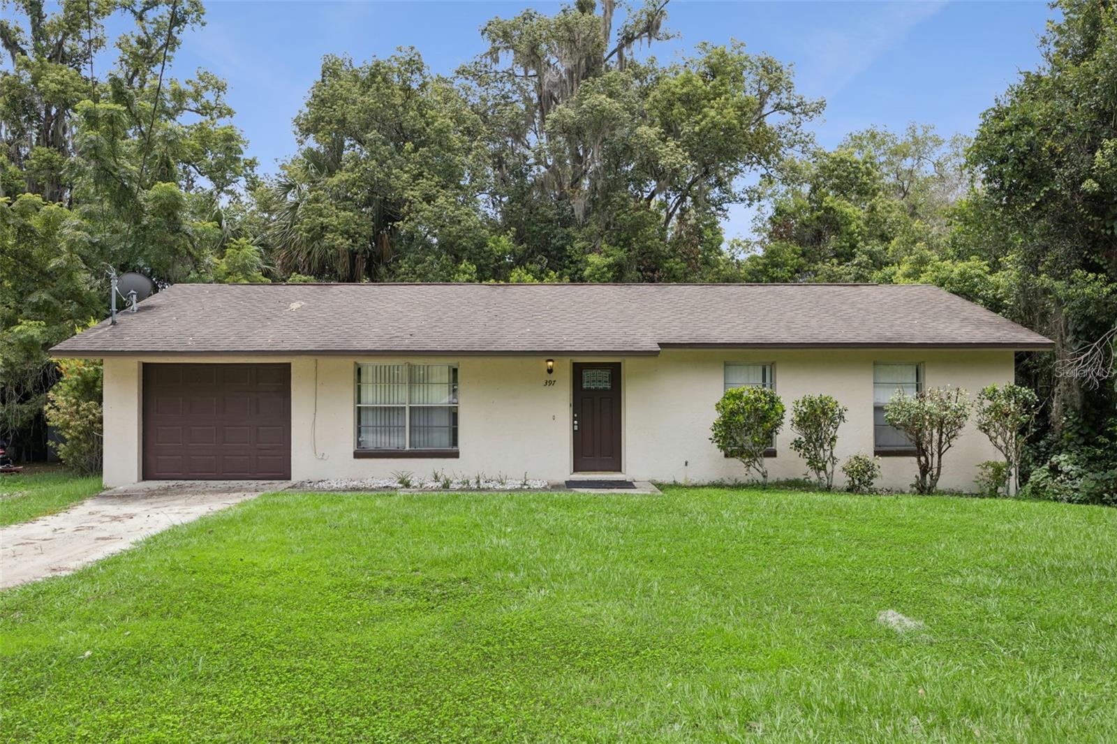 Single Family Residence in ORANGE CITY, FL - Daniel Dourado