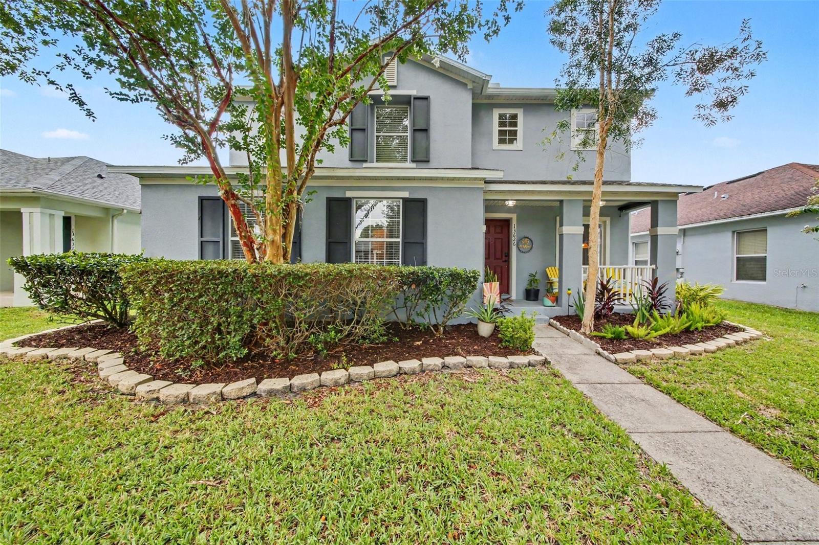 Single Family Residence in ORLANDO, FL - Daniel Dourado