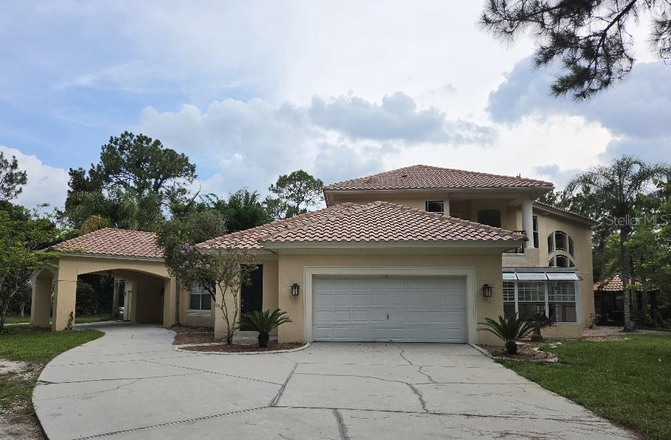 Single Family Residence in OVIEDO, FL - Daniel Dourado
