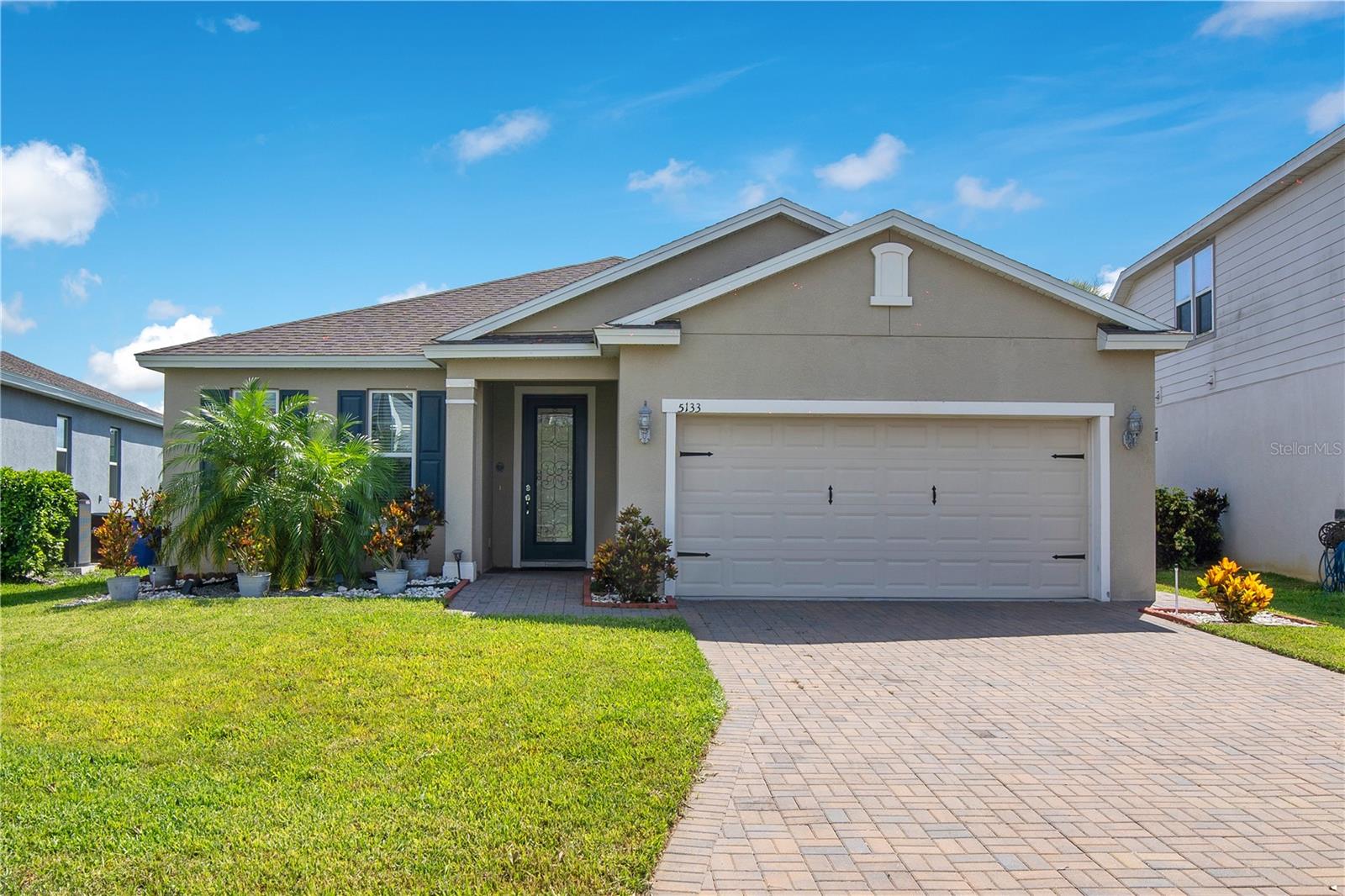 Single Family Residence em ST CLOUD, FL - Daniel Dourado