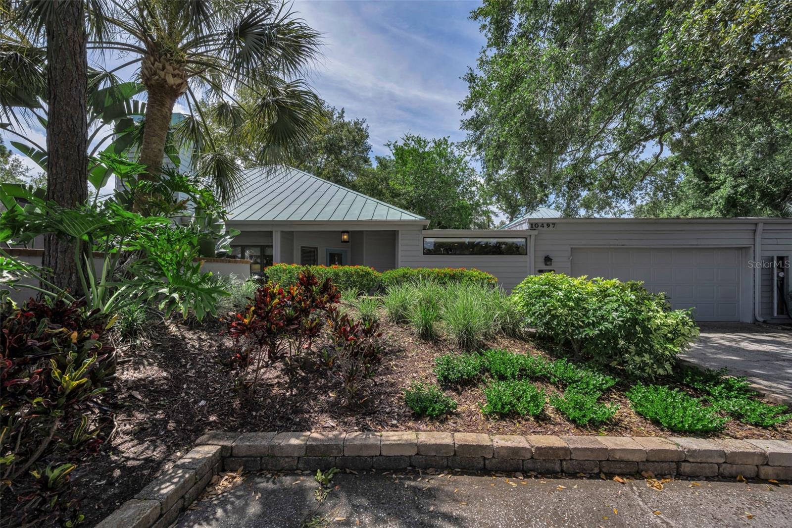 Single Family Residence em SEMINOLE, FL - Daniel Dourado