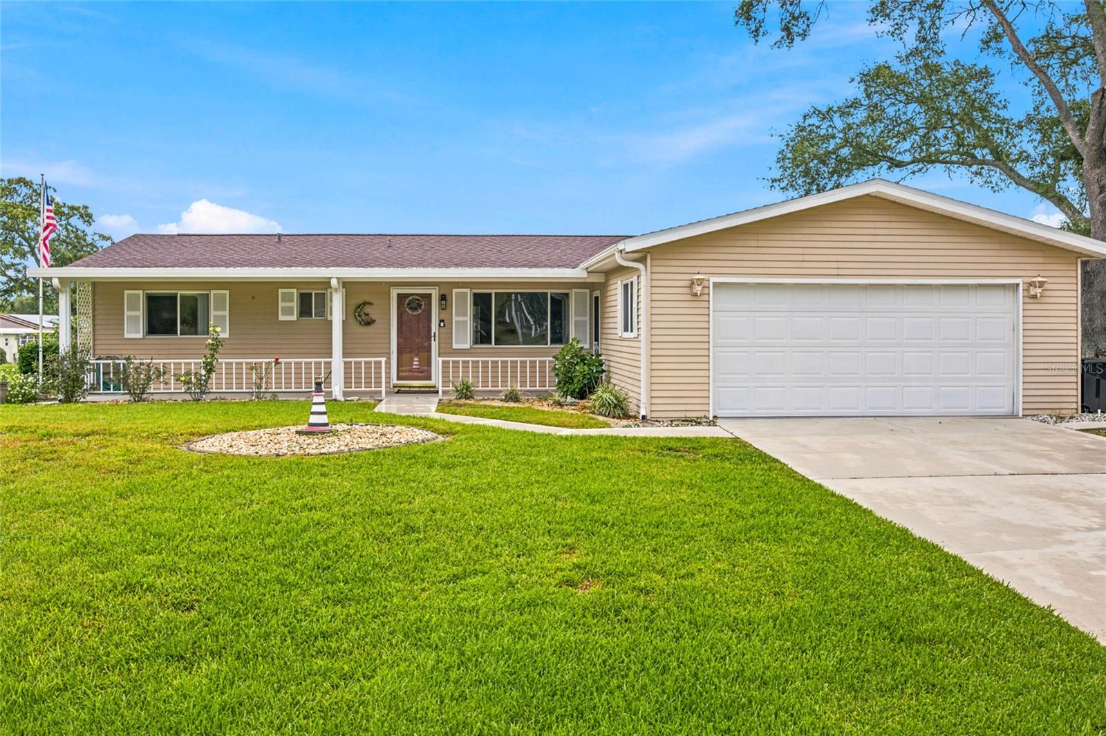 Single Family Residence in OCALA, FL - Daniel Dourado