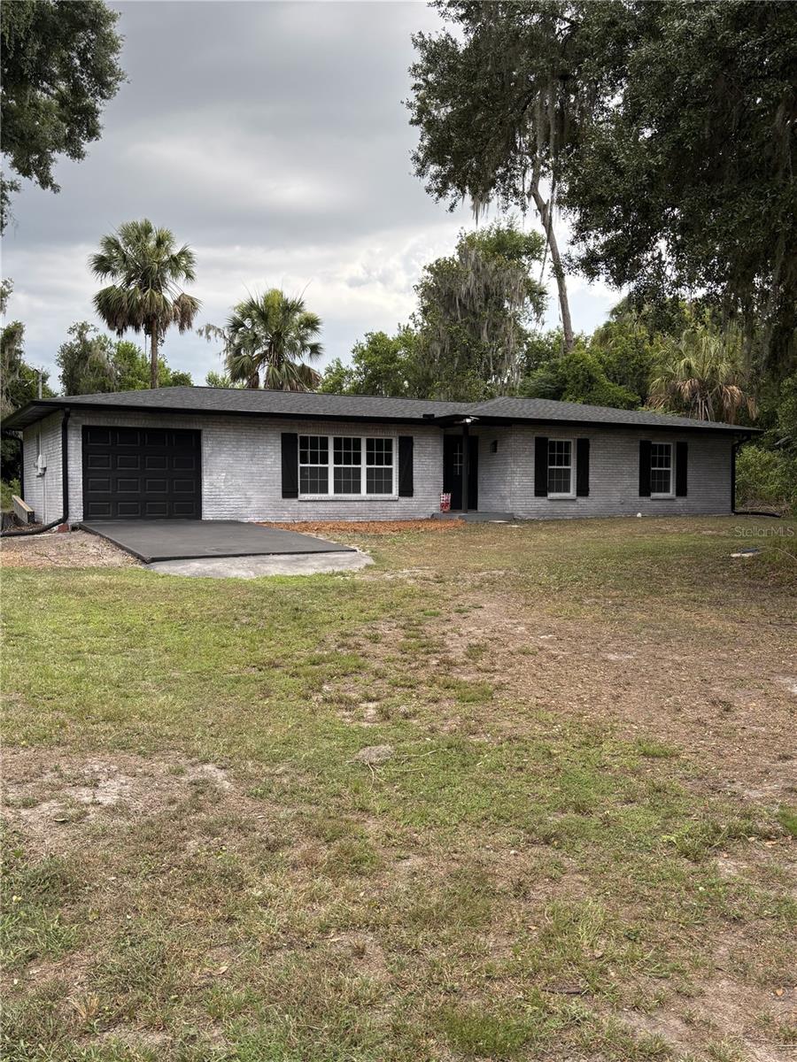 Single Family Residence em PLANT CITY, FL - Daniel Dourado