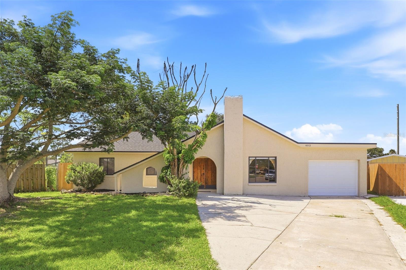 Single Family Residence in ORLANDO, FL - Daniel Dourado