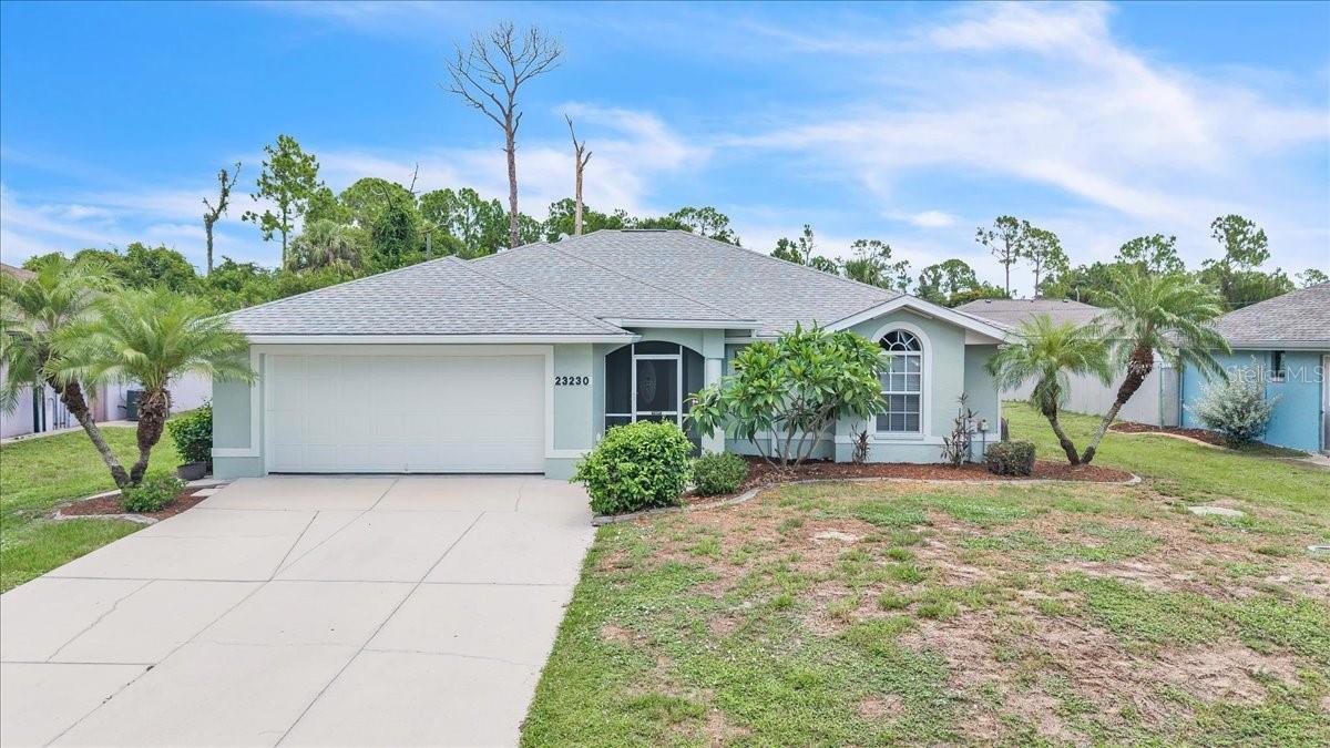 Single Family Residence in PORT CHARLOTTE, FL - Daniel Dourado