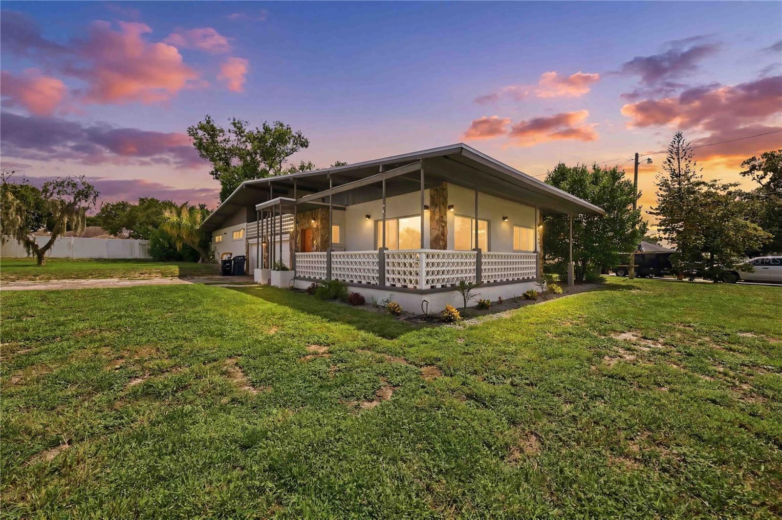 Single Family Residence em WINTER HAVEN, FL - Daniel Dourado