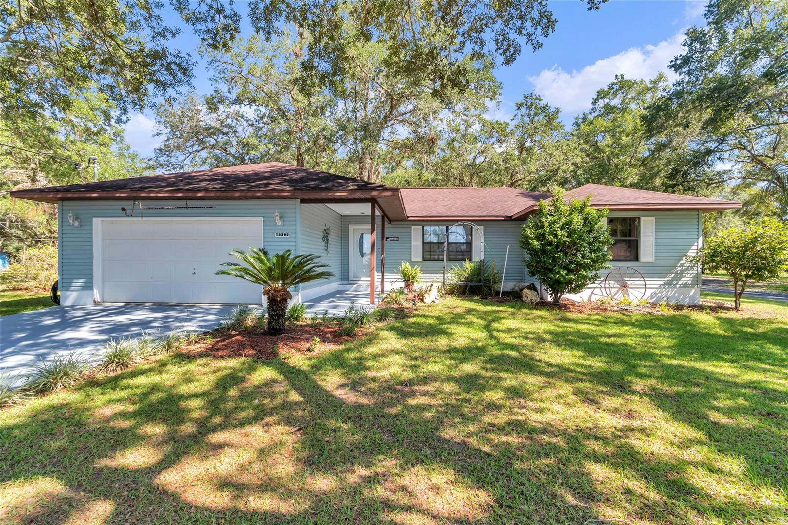 Single Family Residence em OCKLAWAHA, FL - Daniel Dourado
