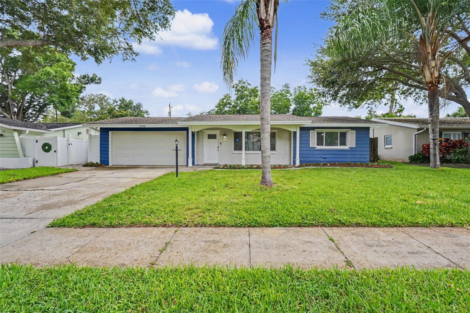Single Family Residence em CLEARWATER, FL - Daniel Dourado