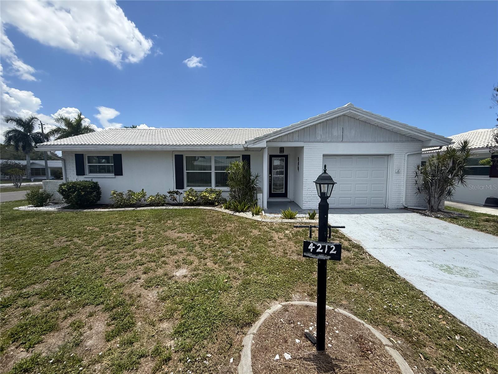 Single Family Residence em BRADENTON, FL - Daniel Dourado