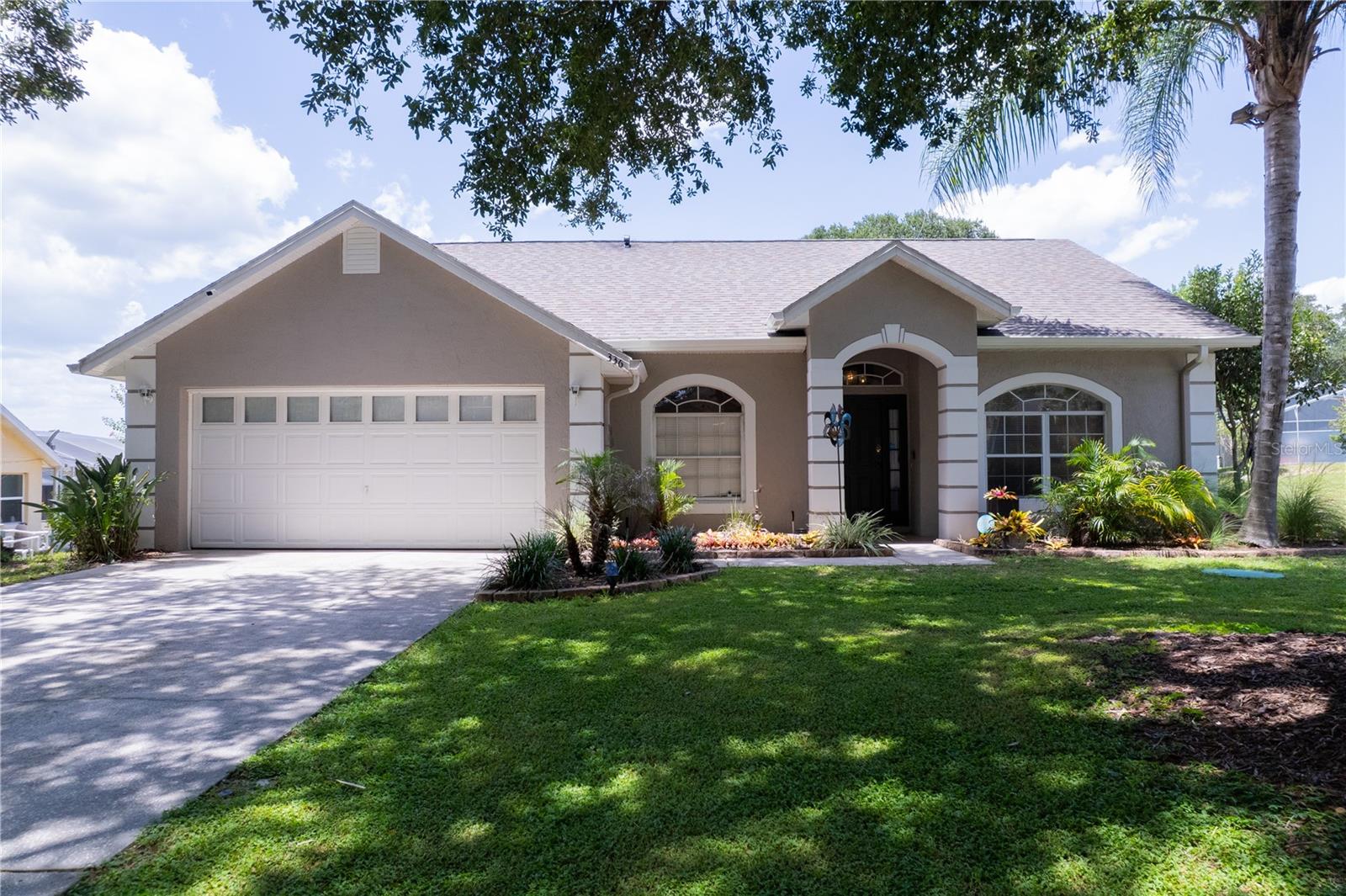 Single Family Residence in DAVENPORT, FL - Daniel Dourado