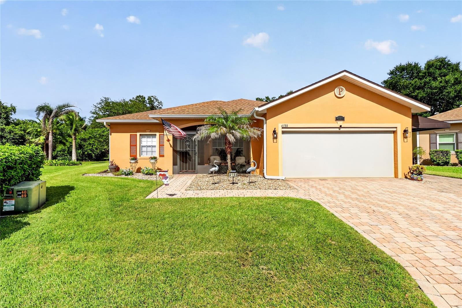 Single Family Residence in LAKE WALES, FL - Daniel Dourado