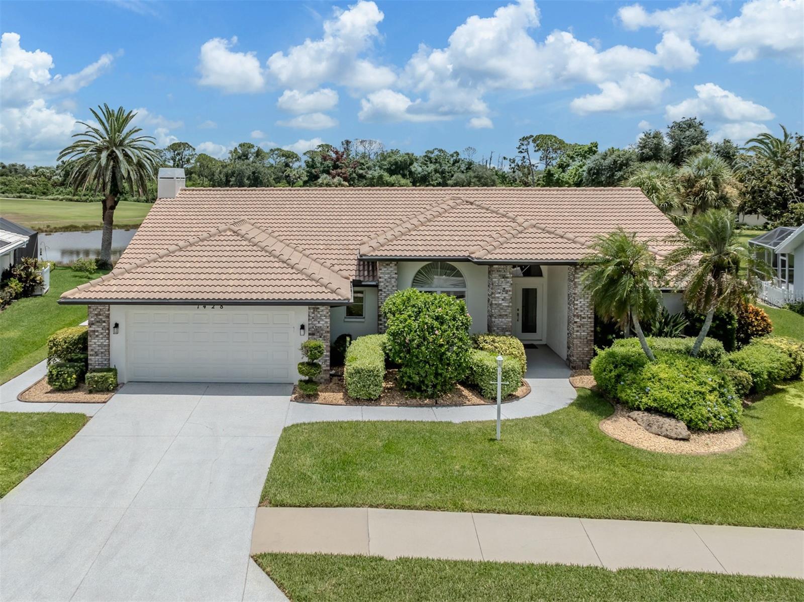 Single Family Residence in VENICE, FL - Daniel Dourado