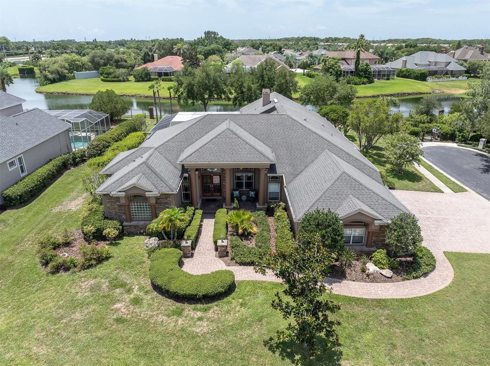 Single Family Residence in PALM HARBOR, FL - Daniel Dourado