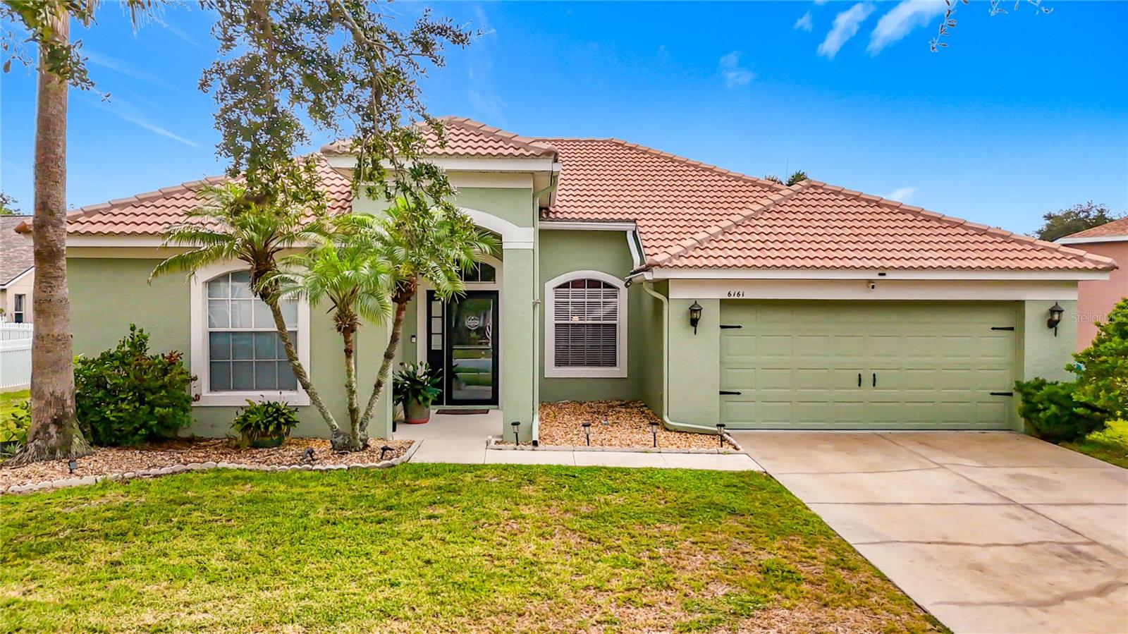Single Family Residence in PALMETTO, FL - Daniel Dourado