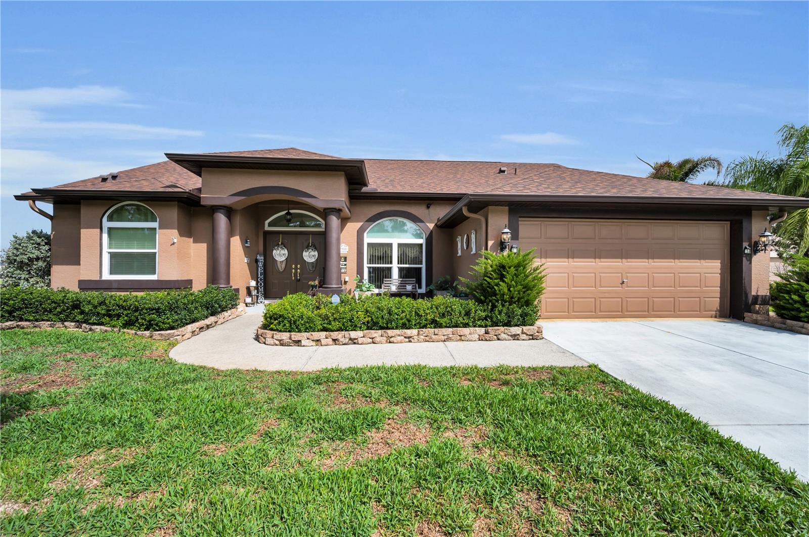 Single Family Residence in NEW PORT RICHEY, FL - Daniel Dourado