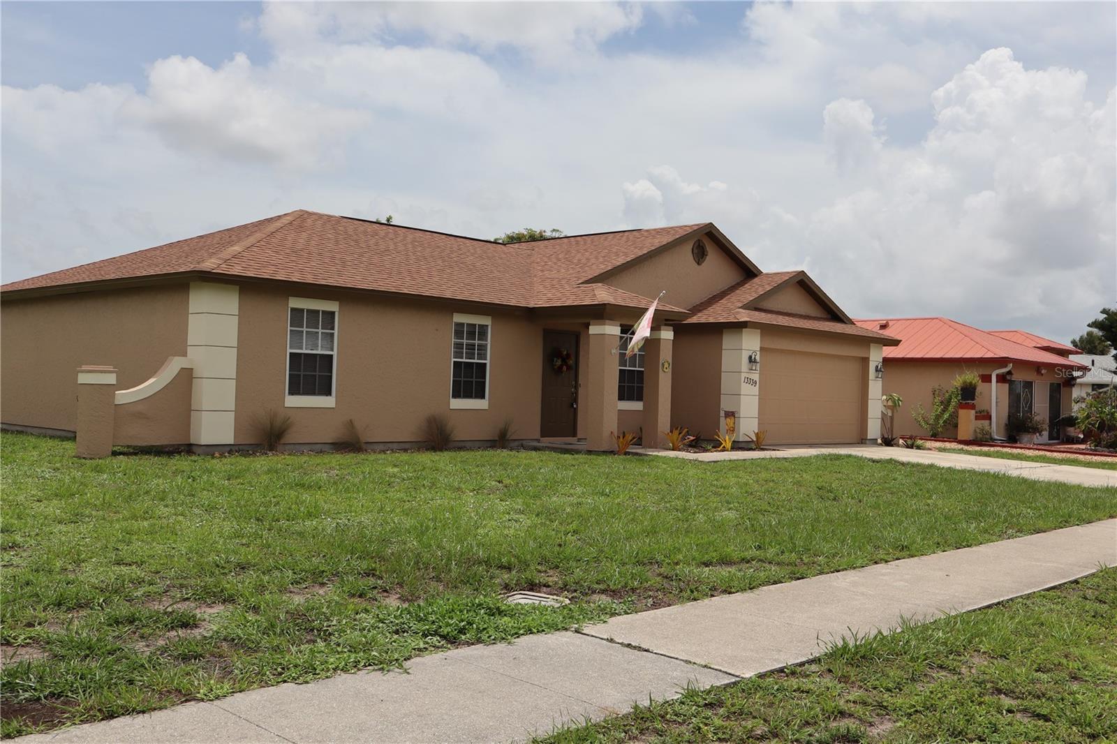 Single Family Residence in PORT CHARLOTTE, FL - Daniel Dourado