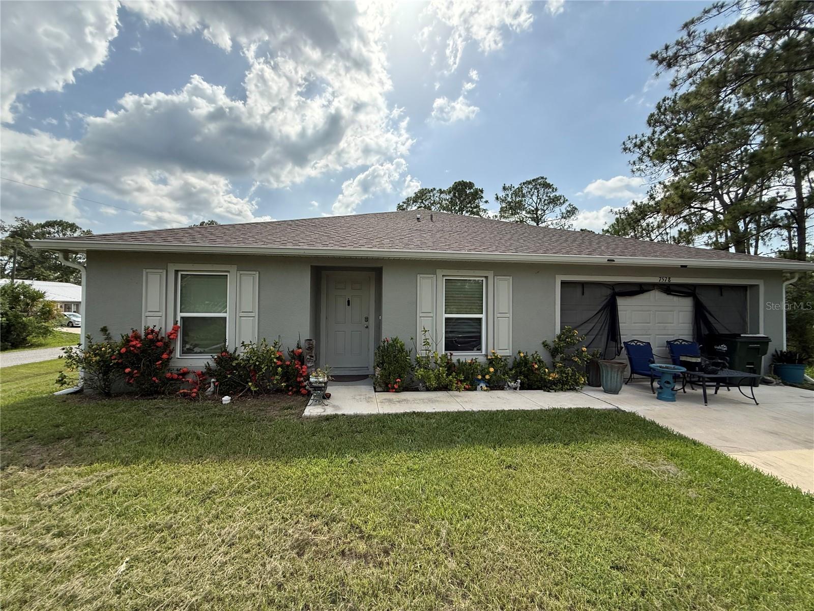 Single Family Residence em NORTH PORT, FL - Daniel Dourado
