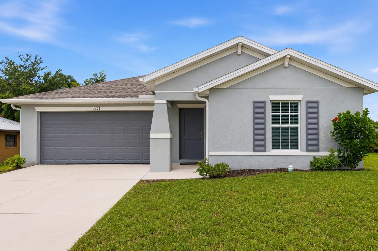 Single Family Residence in PORT CHARLOTTE, FL - Daniel Dourado