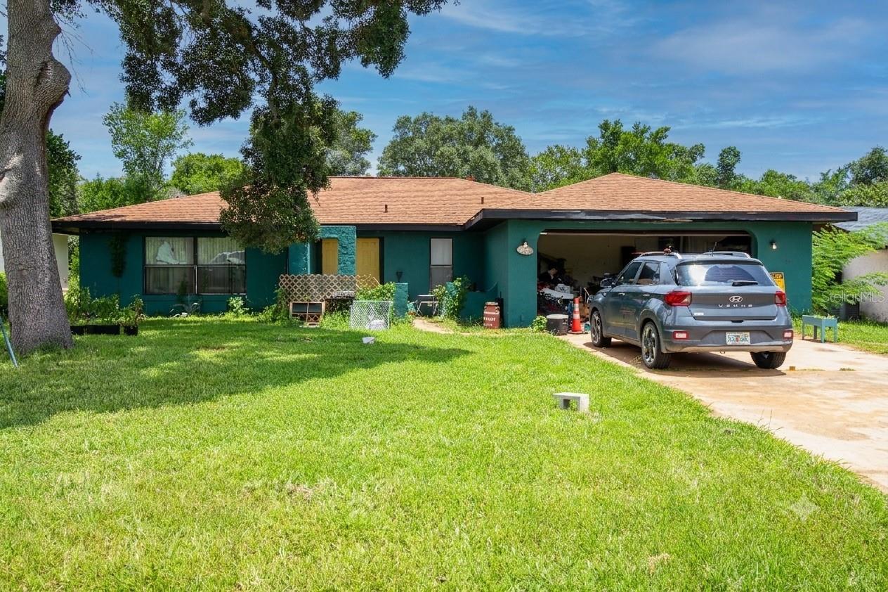 Single Family Residence in OCALA, FL - Daniel Dourado