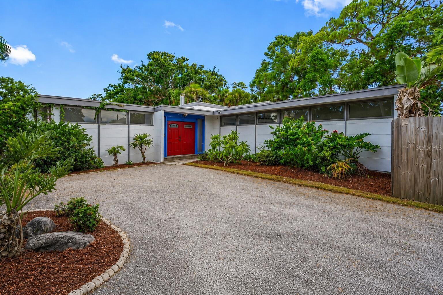 Single Family Residence em PINELLAS PARK, FL - Daniel Dourado