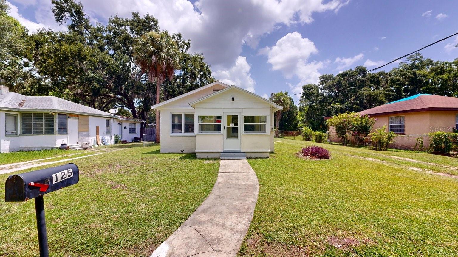 Single Family Residence em DAYTONA BEACH, FL - Daniel Dourado