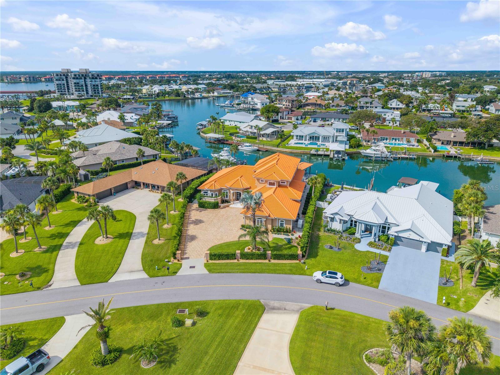 Single Family Residence in NEW SMYRNA BEACH, FL - Daniel Dourado