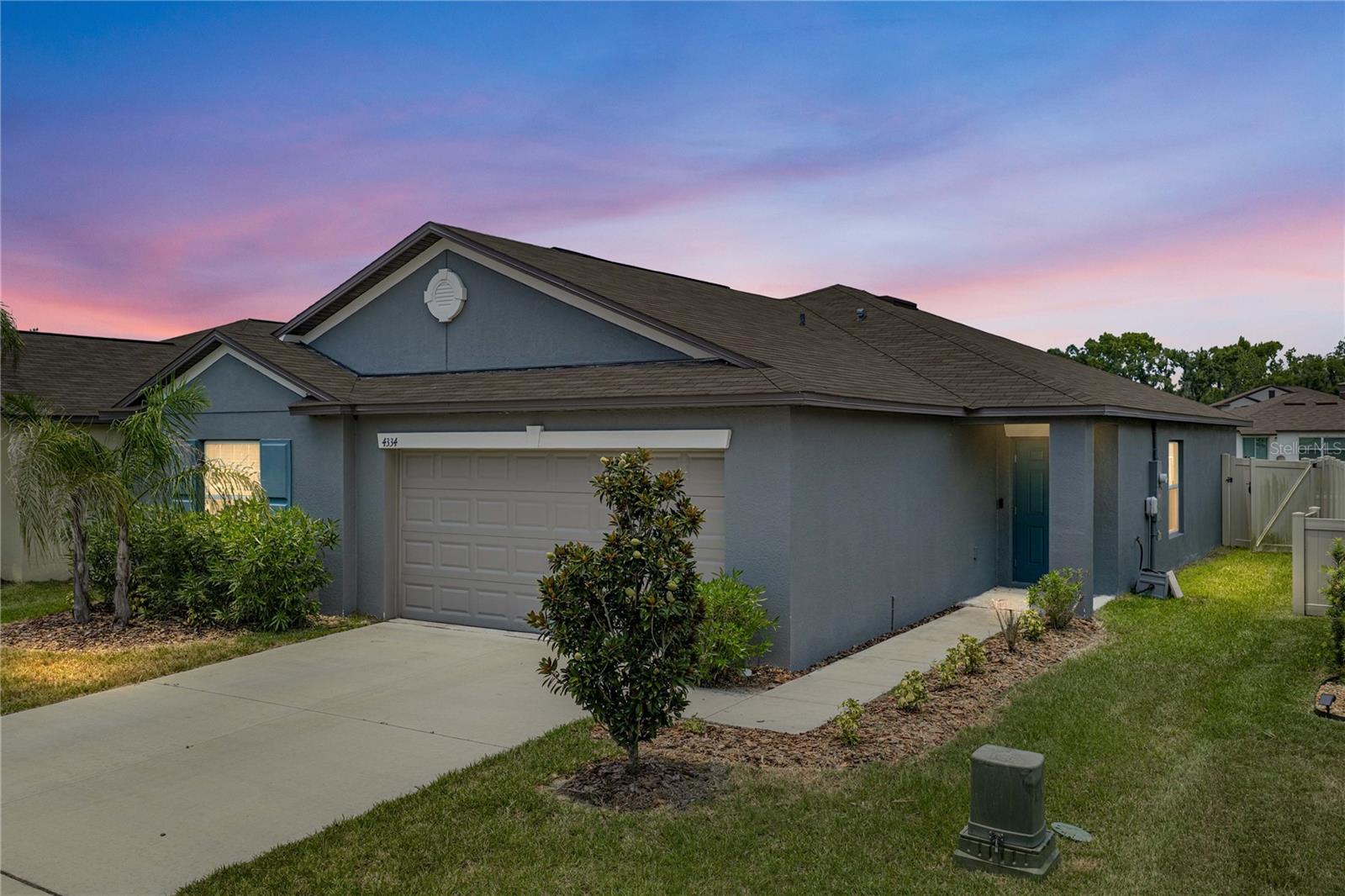 Single Family Residence in LAKELAND, FL - Daniel Dourado