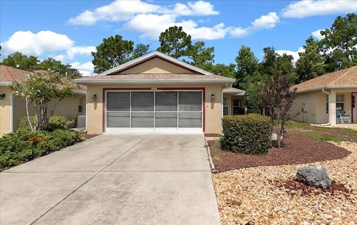 Single Family Residence in OCALA, FL - Daniel Dourado