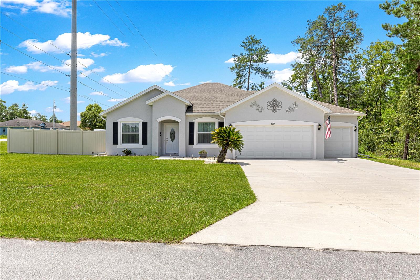 Single Family Residence in OCALA, FL - Daniel Dourado