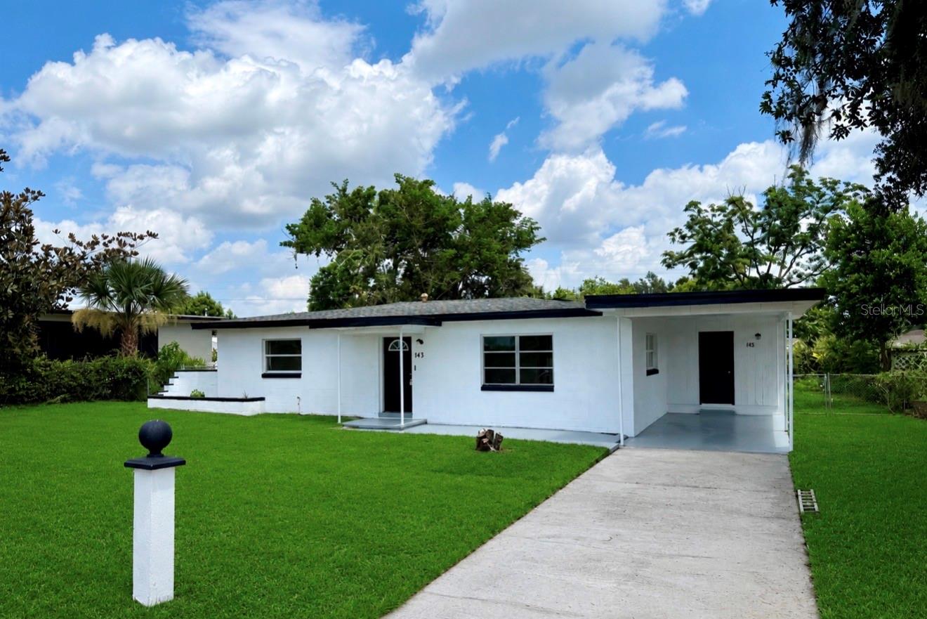 Single Family Residence in APOPKA, FL - Daniel Dourado