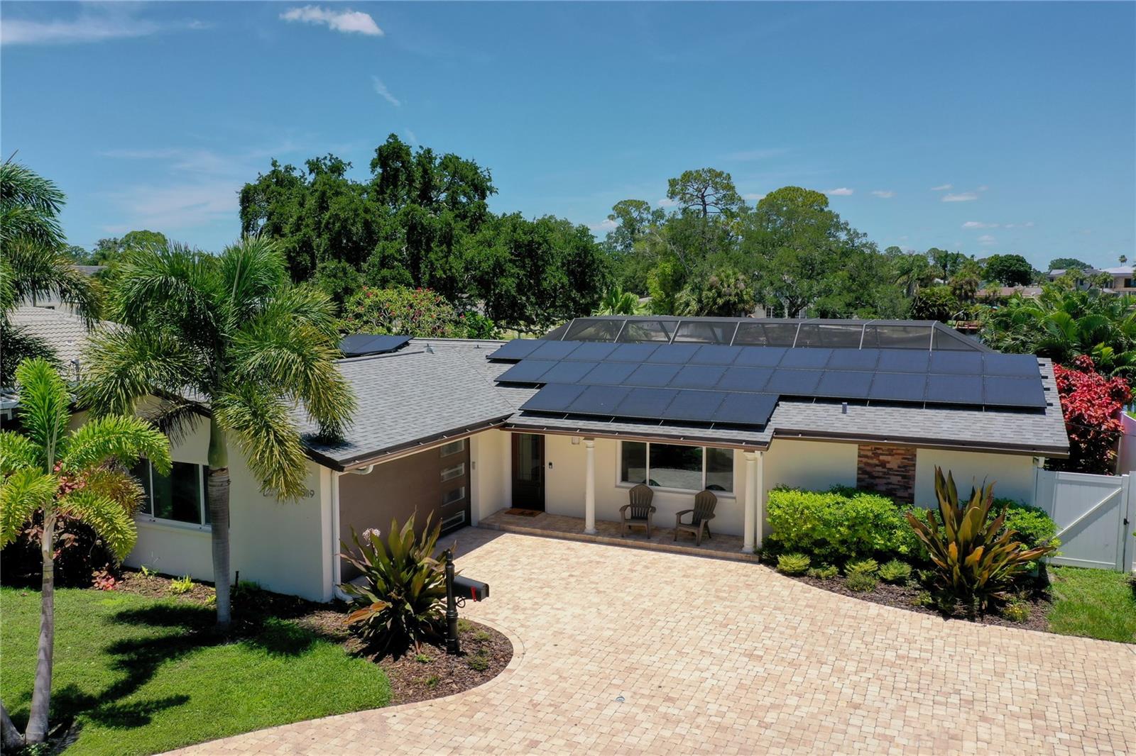 Single Family Residence em ST PETERSBURG, FL - Daniel Dourado