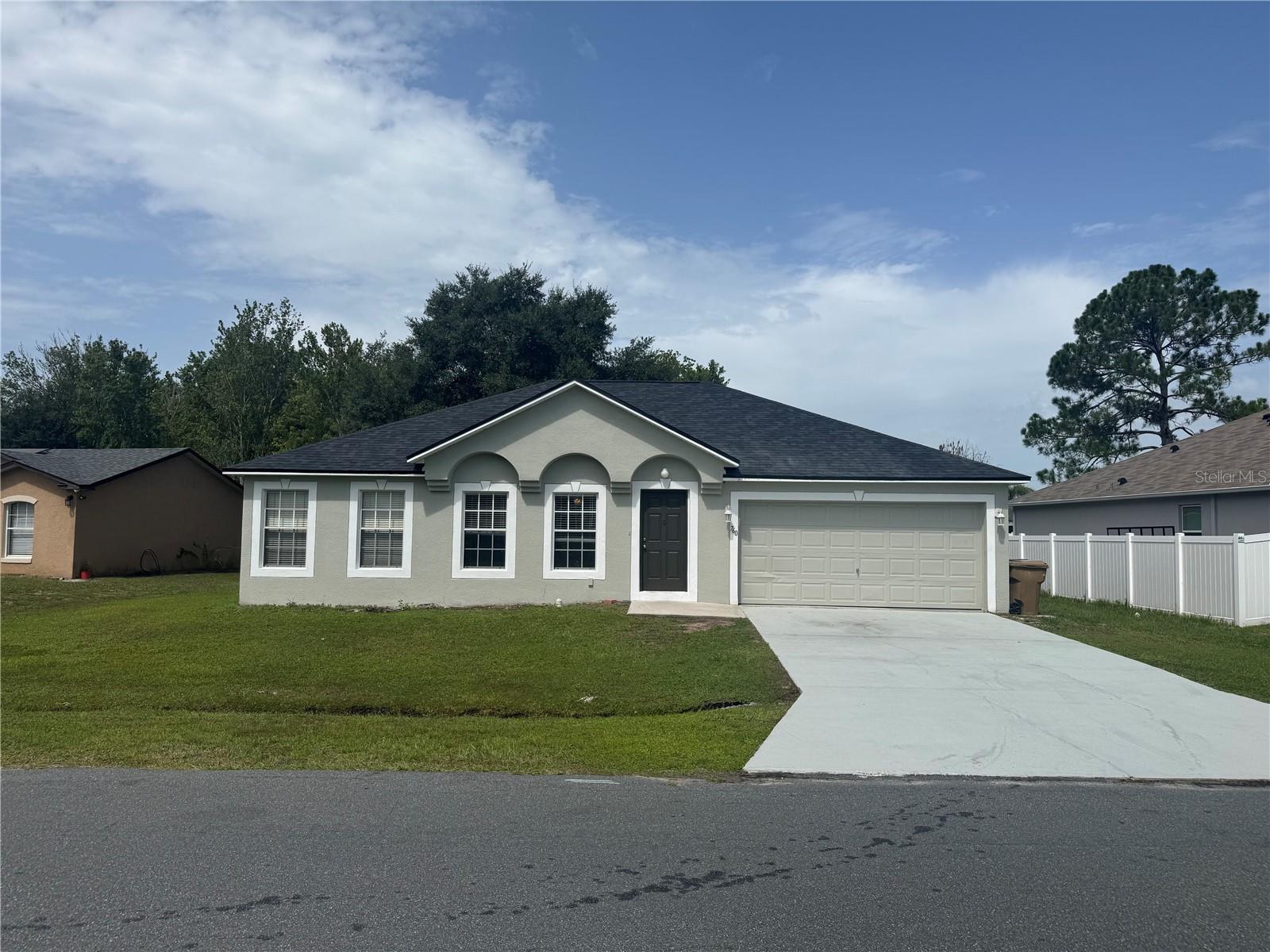 Single Family Residence em KISSIMMEE, FL - Daniel Dourado