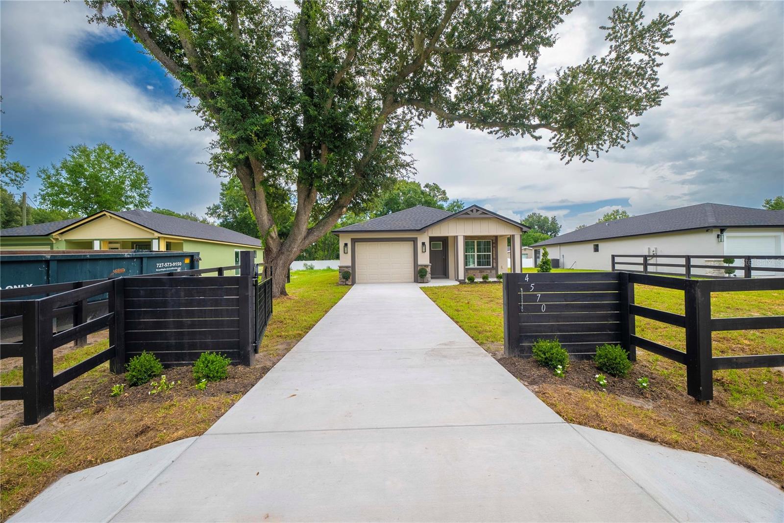 Single Family Residence in LAKELAND, FL - Daniel Dourado