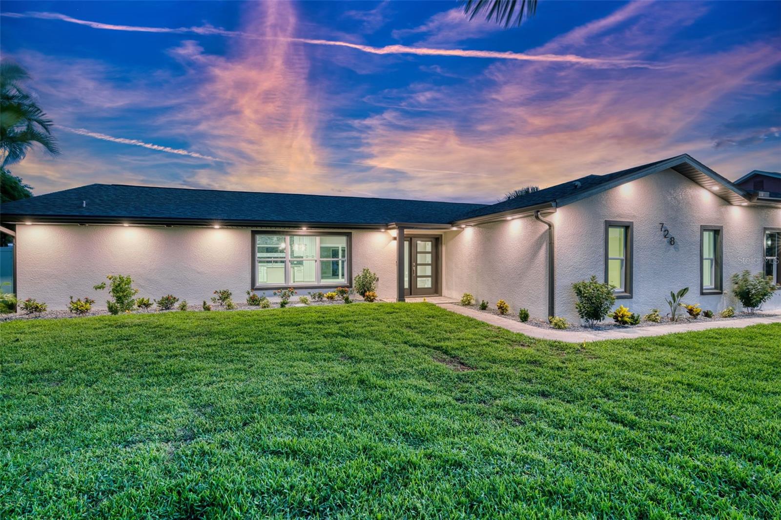 Single Family Residence em APOLLO BEACH, FL - Daniel Dourado