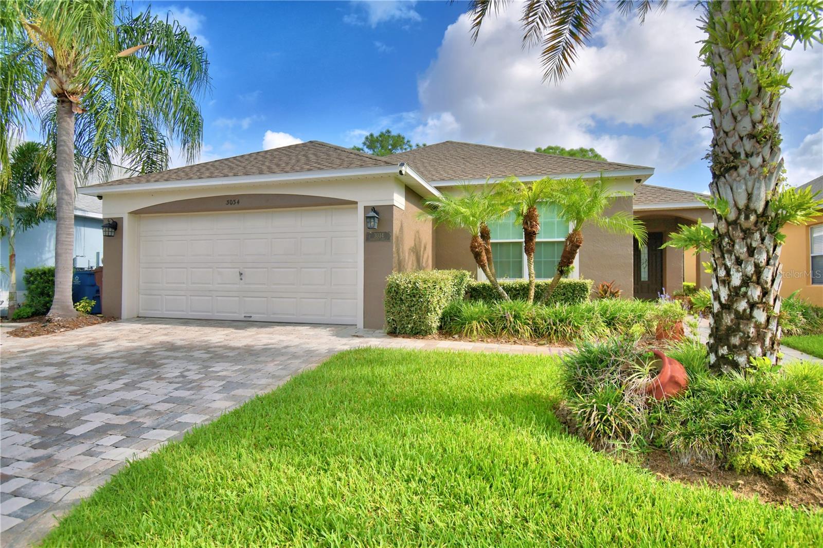 Single Family Residence in HAINES CITY, FL - Daniel Dourado