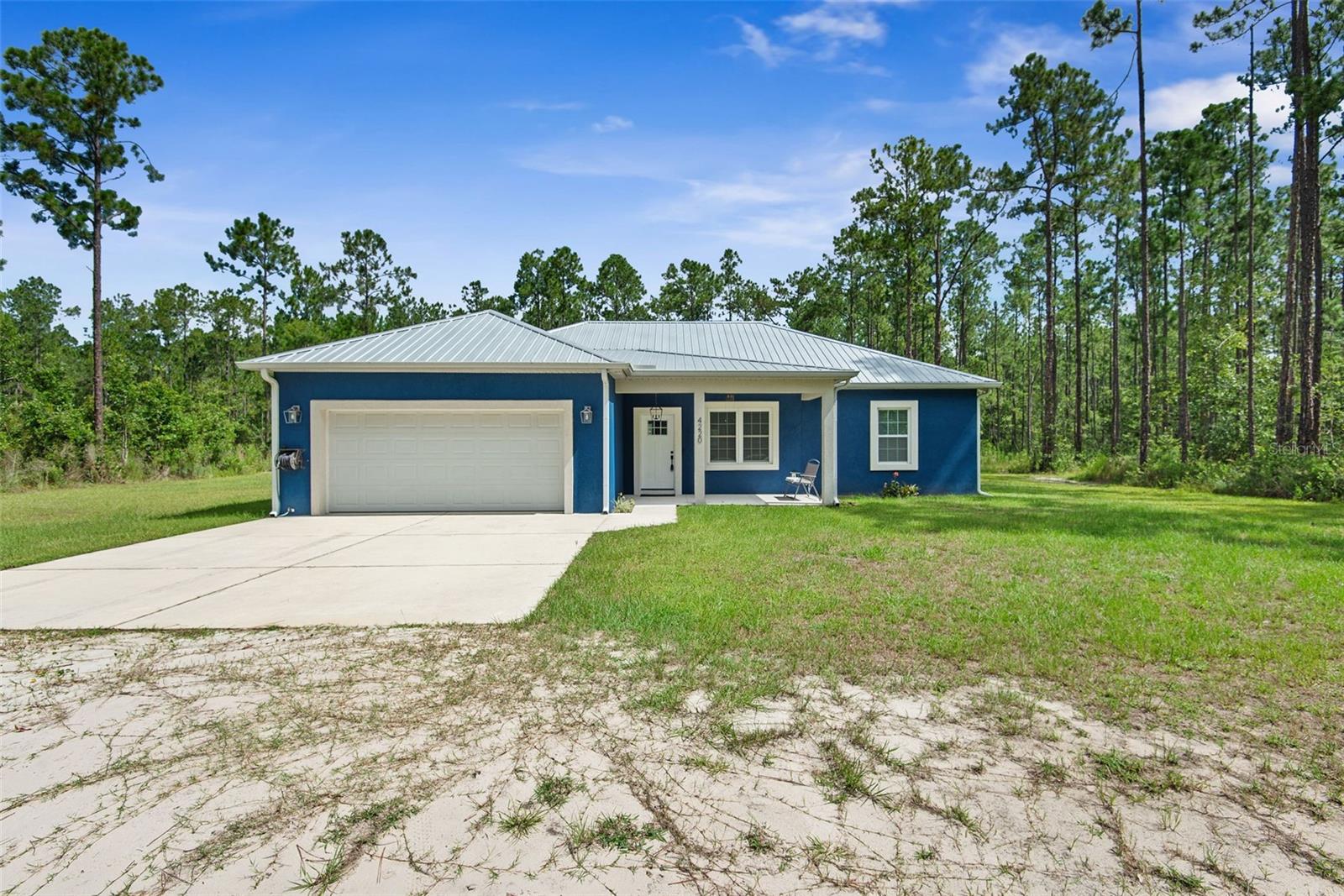 Single Family Residence in HASTINGS, FL - Daniel Dourado