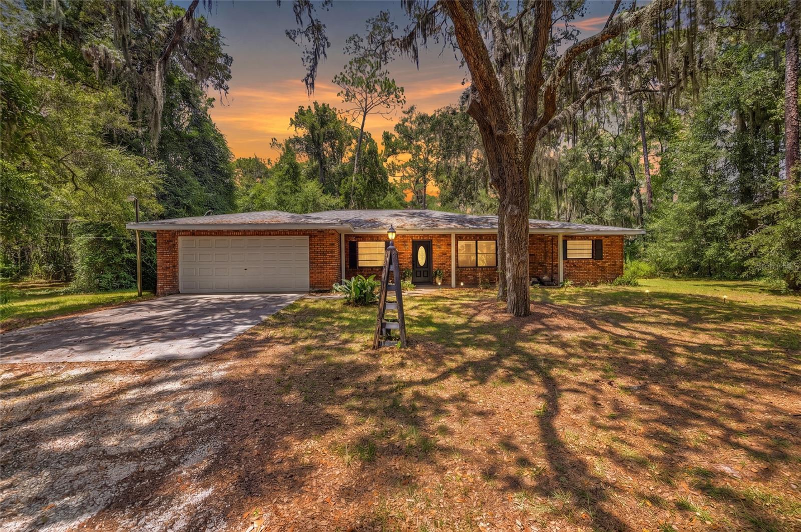 Single Family Residence em CRYSTAL RIVER, FL - Daniel Dourado