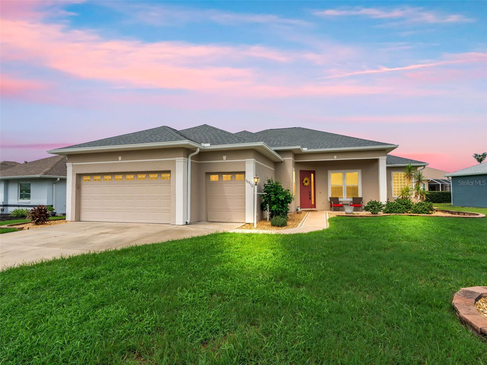 Single Family Residence in SUMMERFIELD, FL - Daniel Dourado